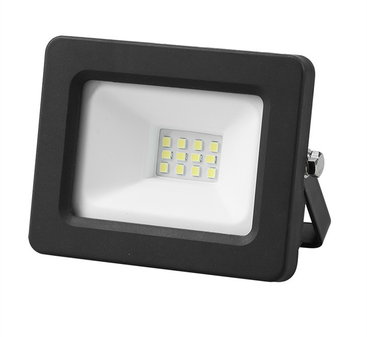 Reflector LED industrial con frente protector de vidrio templado